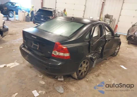 2007 Volvo S40 2.4I from USA, damaged, VIN YV1MS382072301959